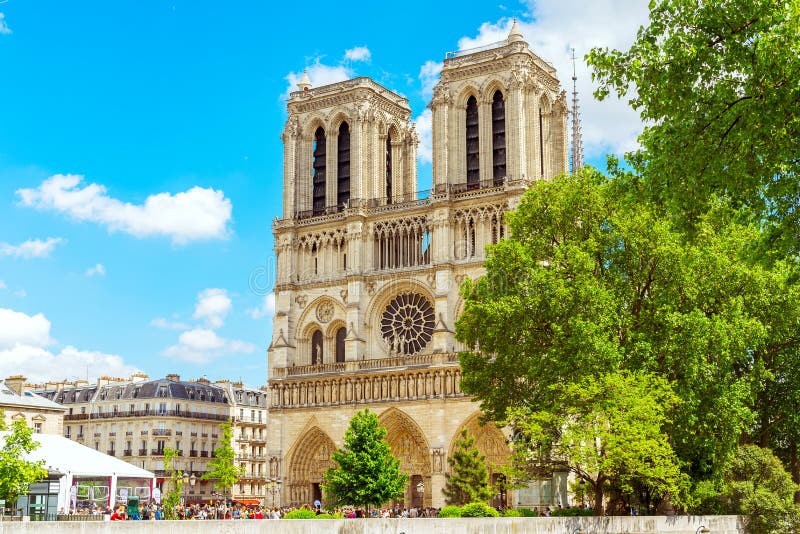 Notre-Dame de Paris francuz dla