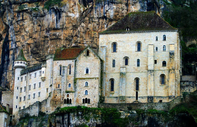 Notre Dame de Rocamadour Monastery en France photographie stock libre de droits Notre Dame de Rocamadour Monastery en France photographie stock libre de droits