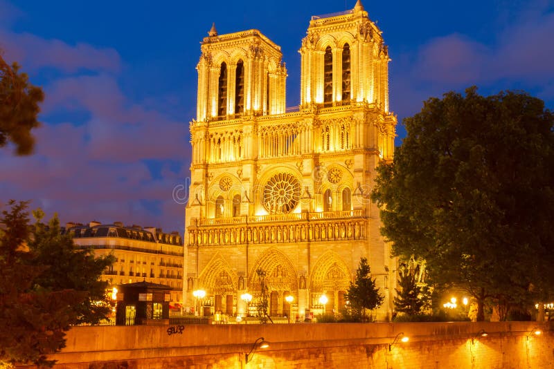 Notre Dame domkyrka, Paris Frankrike royaltyfri bild Notre Dame domkyrka, Paris Frankrike royaltyfri bild