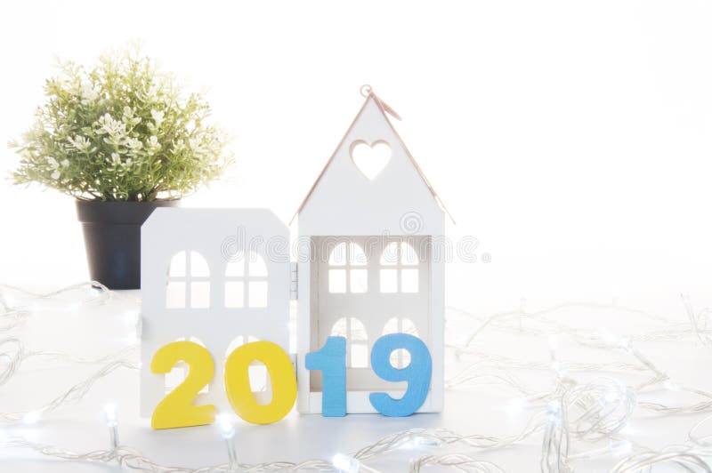Nouvelle année 2019 Concept de propriété : Achat ou vente Real Estate dans 201 images libres de droits Nouvelle année 2019 Concept de propriété : Achat ou vente Real Estate dans 201 images libres de droits