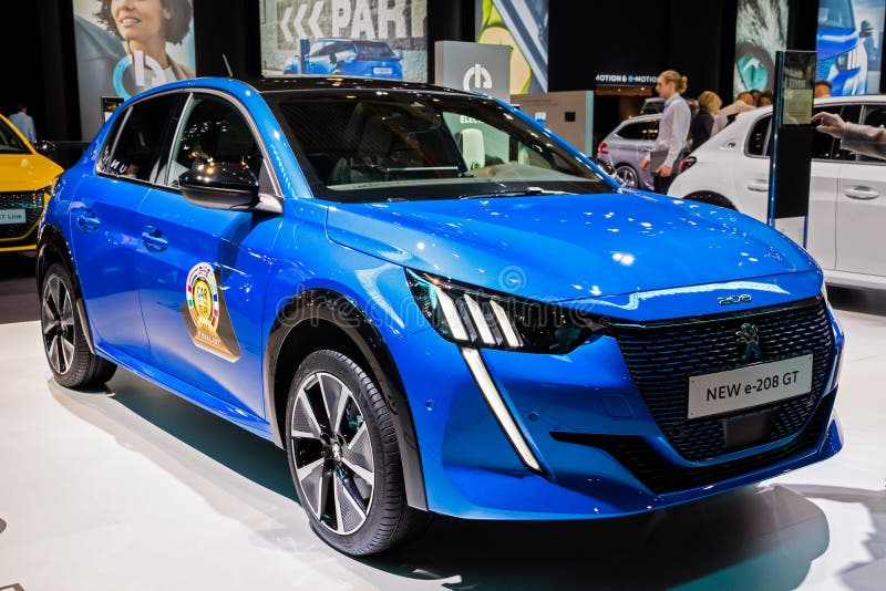Nouvelle Voiture 2020 Electrique Peugeot E 208 Gt Image Stock Editorial Image Du Bruxelles Voiture 169510269