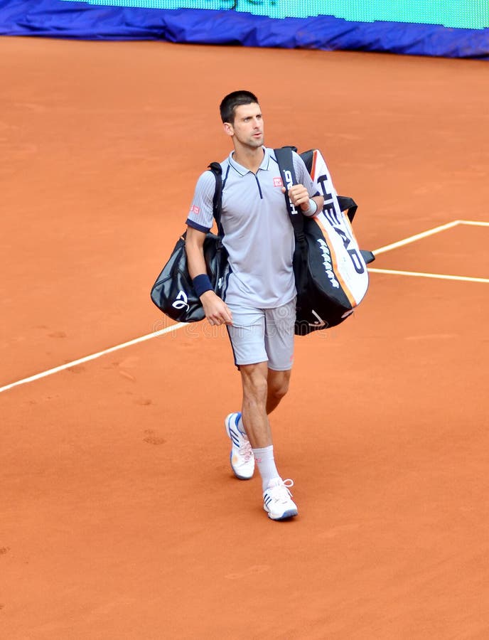 Novak Djovovic на ATP Mutua открытом Мадриде стоковые изображения