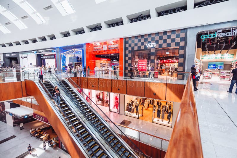 vans shop dubai mall