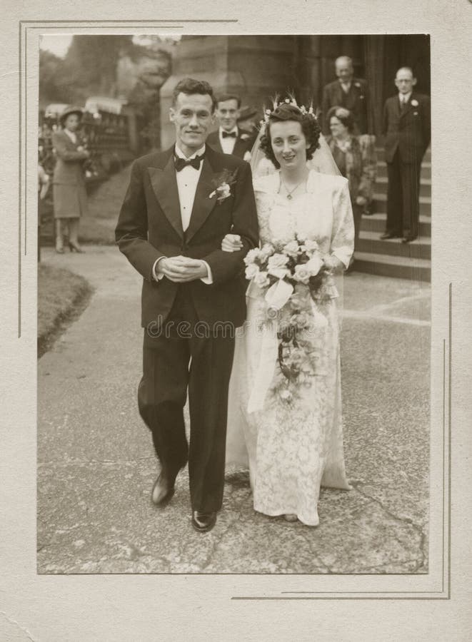 Novia y novio fotografía de archivo Novia y novio fotografía de archivo