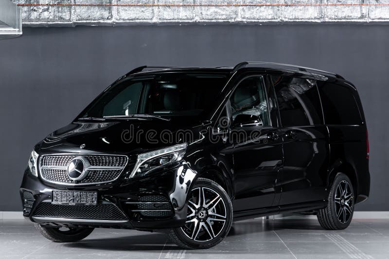 luxury minivan 2019