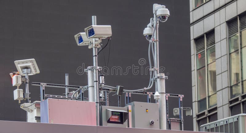 Nowy Jork, NY, usa Milicyjny wideo system obserwacji w centrum miasta Kamery które kontrolują najwięcej wrażliwych obszarów miast fotografia stock Nowy Jork, NY, usa Milicyjny wideo system obserwacji w centrum miasta Kamery które kontrolują najwięcej wrażliwych obszarów miast fotografia stock