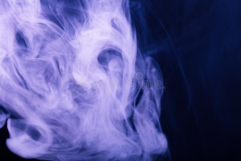 Download Nuage De Fumée Sur Le Fond Noir Foyer Sélectif Toned Photo stock - Image du parfum, flux: 77152290