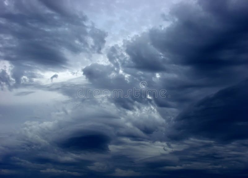 Nube di tempesta fotografia stock Nube di tempesta fotografia stock