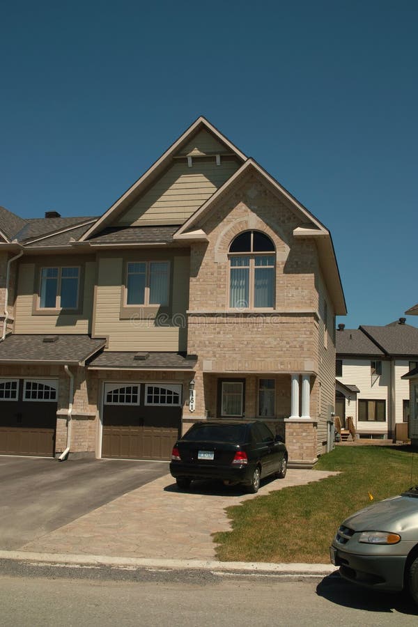 Nueva Casa, Barrhaven Ontario Canadá Fotografía editorial Imagen de ottawa, ontario 25907257