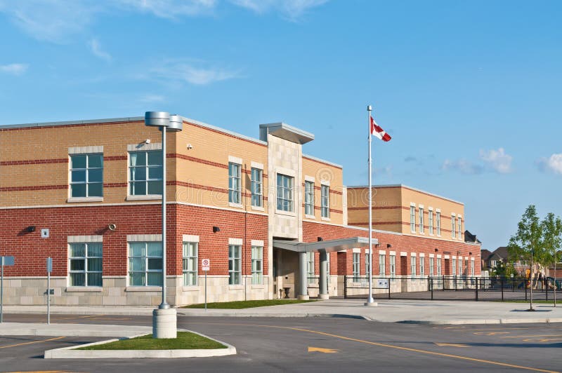 Nuevo edificio canadiense de la escuela primaria