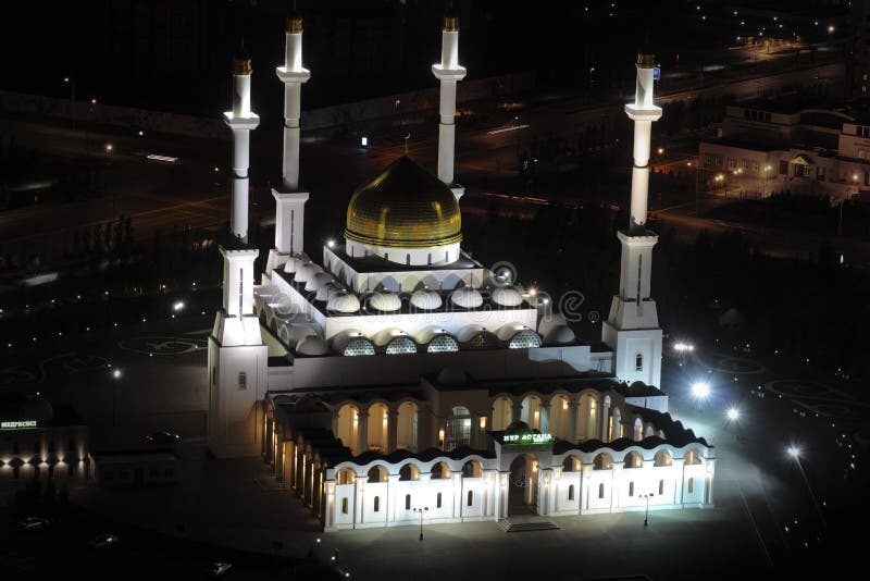 Nur Astana - zentrale Moschee in Astana, Kazakhstan. lizenzfreies stockbild Nur Astana - zentrale Moschee in Astana, Kazakhstan. lizenzfreies stockbild