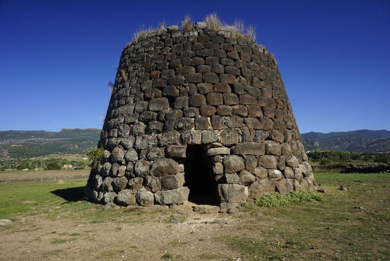 意大利撒丁岛的努拉格遗址 免版税库存图片