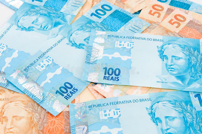 New brazilian currency - Fifty and one hundred Real. New brazilian currency - Fifty and one hundred Real.