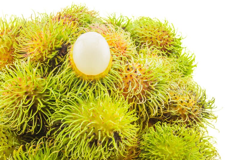 Download Nya och mogna rambutans arkivfoto. Bild av askfat, snitt - 76702188