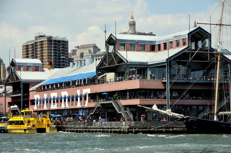 pier 17 boat tours