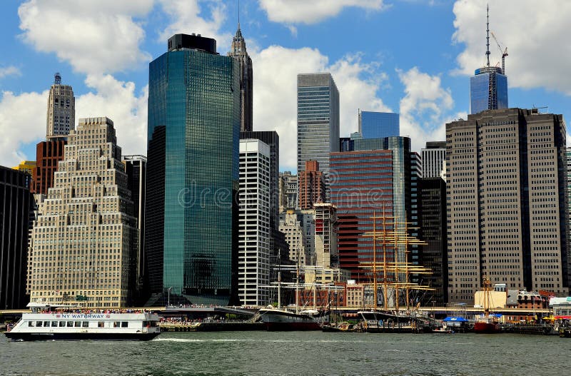 NYC: Skyline of Lower Manhattan