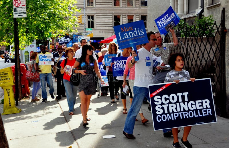 NYC Volunteers Campaigning for Democrats Editorial Stock Image Image