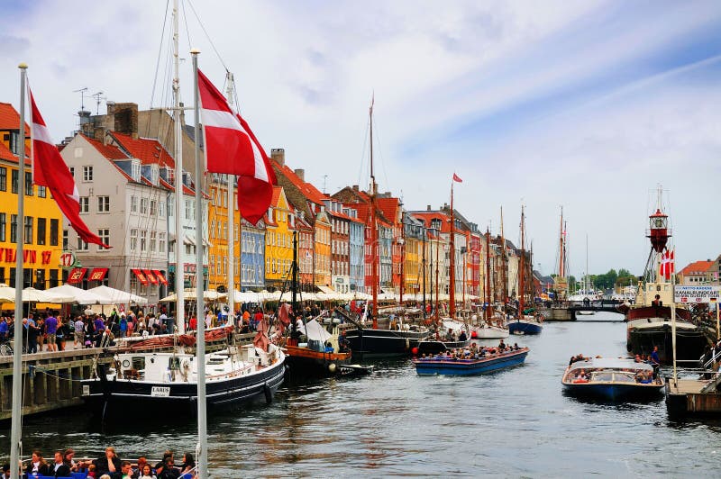 Nyhavn, port neuf, Copenhague, Danemark photo libre de droits Nyhavn, port neuf, Copenhague, Danemark photo libre de droits