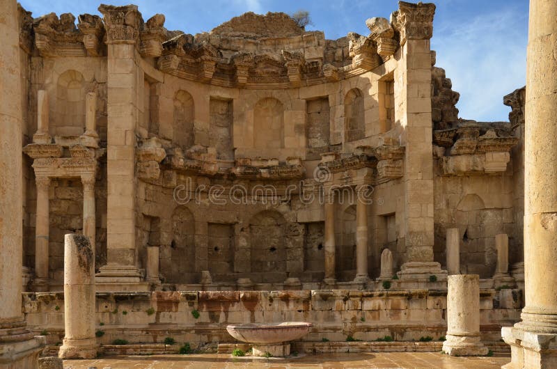 Nymphaeum, Jerash foto de stock royalty free Nymphaeum, Jerash foto de stock royalty free