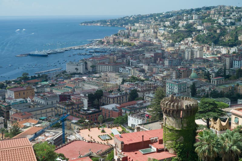 Nápoles, panorama do quarto de Vomero