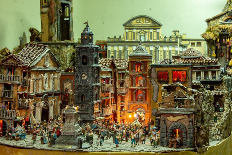 Nápoles, a representação através de San Gregorio Armeno na miniatura 03/11/2018 imagens de stock Nápoles, a representação através de San Gregorio Armeno na miniatura 03/11/2018 imagens de stock