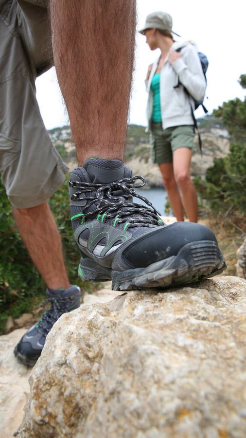 Närbild av trekking skor royaltyfri foto Närbild av trekking skor royaltyfri foto