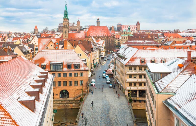 Nürnberg (Nürnberg), Deutschland-Luftansicht - schneebedeckte alte Stadt stockfoto Nürnberg (Nürnberg), Deutschland-Luftansicht - schneebedeckte alte Stadt stockfoto
