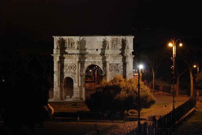 O arco de Constantim, Roma, Italy foto de stock O arco de Constantim, Roma, Italy foto de stock
