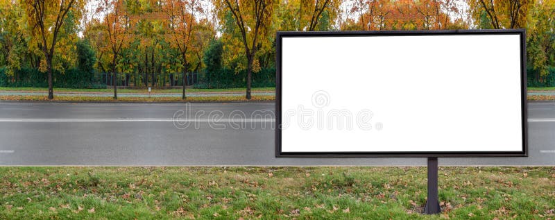 O billboarad urbano da grande propaganda vazia gosta da bandeira comercial imagens de stock O billboarad urbano da grande propaganda vazia gosta da bandeira comercial imagens de stock