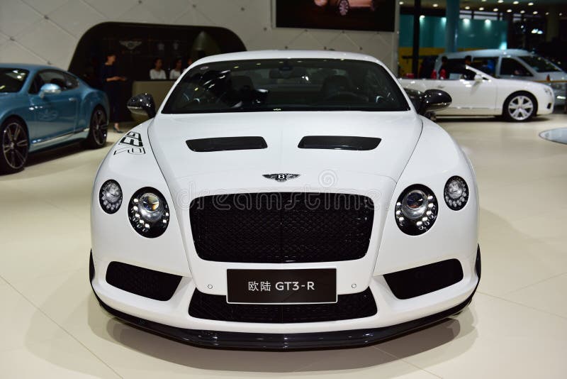 O carro de Bentley Continental GT3-R imagem de stock royalty free O carro de Bentley Continental GT3-R imagem de stock royalty free