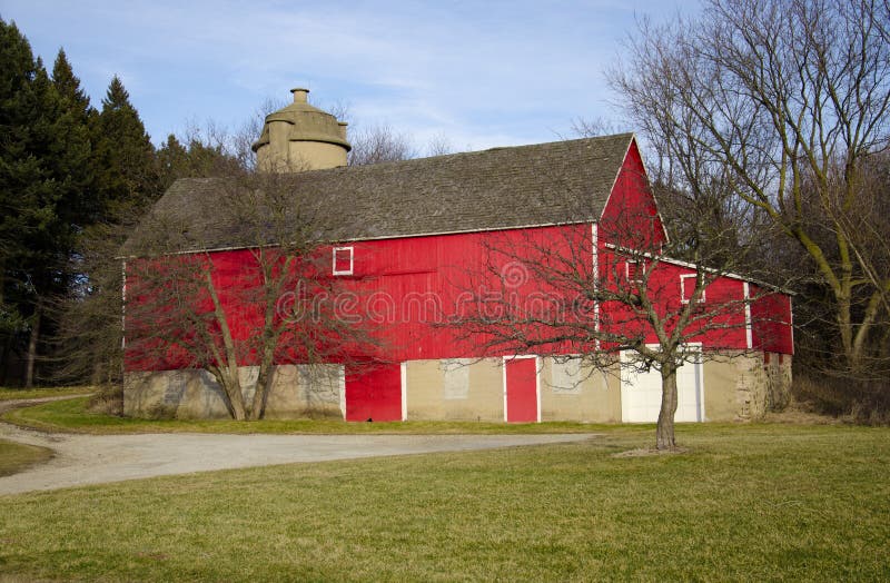 A celeiro vermelho fotos de stock