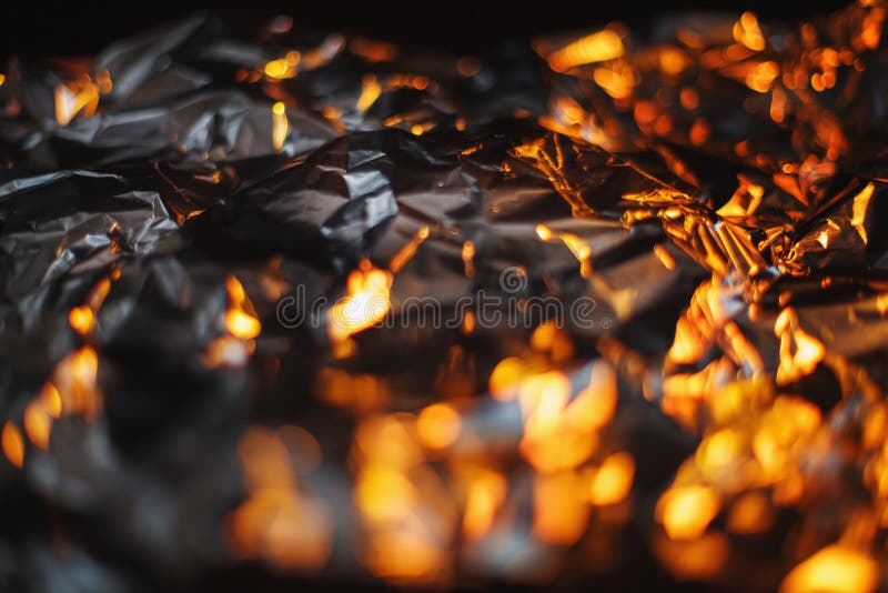 O fundo abstrato moderno da folha iluminou-se por l vermelho e alaranjado colorido fotografia de stock royalty free O fundo abstrato moderno da folha iluminou-se por l vermelho e alaranjado colorido fotografia de stock royalty free