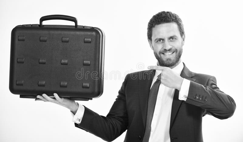 O homem de neg?cios demonstra a pasta Confer?ncia de neg?cio atributos do neg?cio Justifica??o para o projeto proposto ou foto de stock O homem de neg?cios demonstra a pasta Confer?ncia de neg?cio atributos do neg?cio Justifica??o para o projeto proposto ou foto de stock