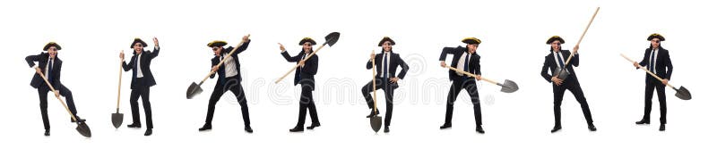 O homem de neg?cios do pirata que mant?m a p? isolada no branco imagem de stock O homem de neg?cios do pirata que mant?m a p? isolada no branco imagem de stock