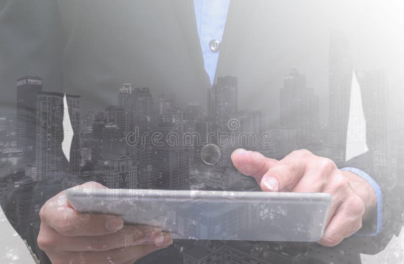 O homem de negócios tem o planeamento e o toque no computador para próprio busine fotos de stock O homem de negócios tem o planeamento e o toque no computador para próprio busine fotos de stock