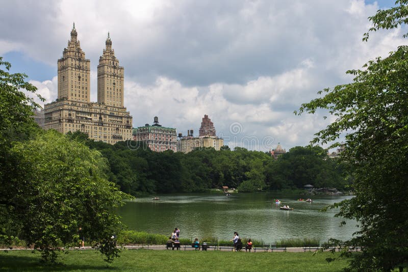 O lago de Central Park New York City foto de stock O lago de Central Park New York City foto de stock