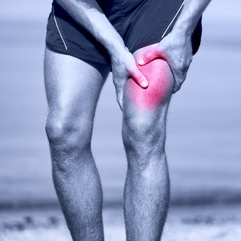 O músculo ostenta ferimento da coxa masculina do corredor