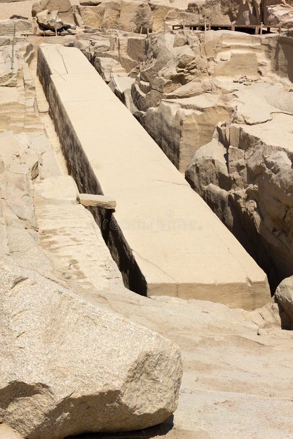 O obelisco inacabado, Aswan, Egito