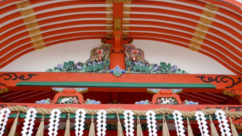 O palhaço interior do santuário fushimi inari em quioto imagens de stock O palhaço interior do santuário fushimi inari em quioto imagens de stock