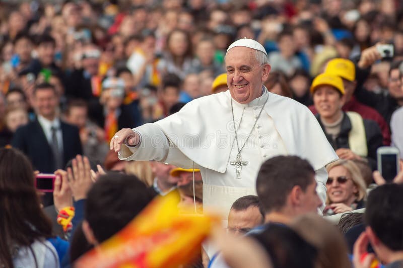 O Papa Francisco I cumprimenta orações em Cidade Estado do Vaticano, Roma, Itália