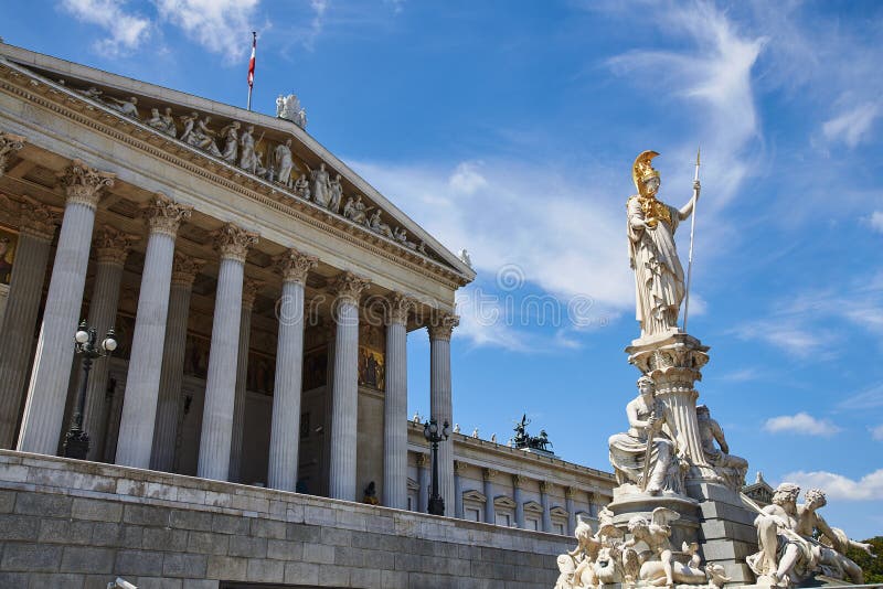 O parlamento de Áustria; Viena fotografia de stock royalty free O parlamento de Áustria; Viena fotografia de stock royalty free