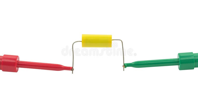 O ` s do eletricista sonda o capacitor dos testes imagem de stock O ` s do eletricista sonda o capacitor dos testes imagem de stock