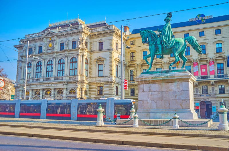 O Schwarzenbergplatz em Viena, Áustria fotos de stock O Schwarzenbergplatz em Viena, Áustria fotos de stock