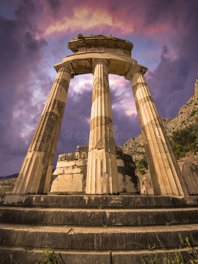 O Tholos, Delphi, Grécia