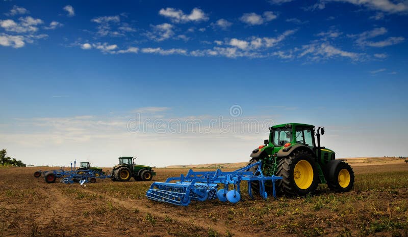 O trator - equipamento de exploração agrícola moderno