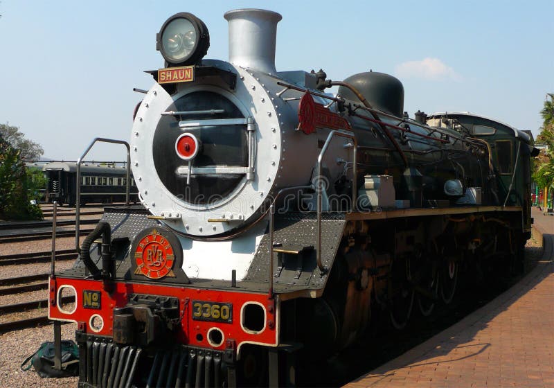 O trem do vapor aproximadamente a partir da estação principal do parque no orgulho de Pretoria do trem de África é um dos trens da fotos de stock O trem do vapor aproximadamente a partir da estação principal do parque no orgulho de Pretoria do trem de África é um dos trens da fotos de stock