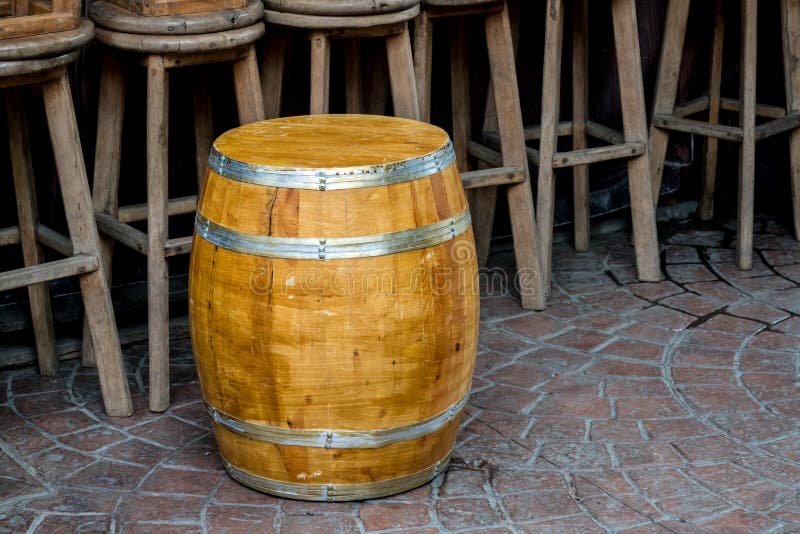 Oak wood barrel