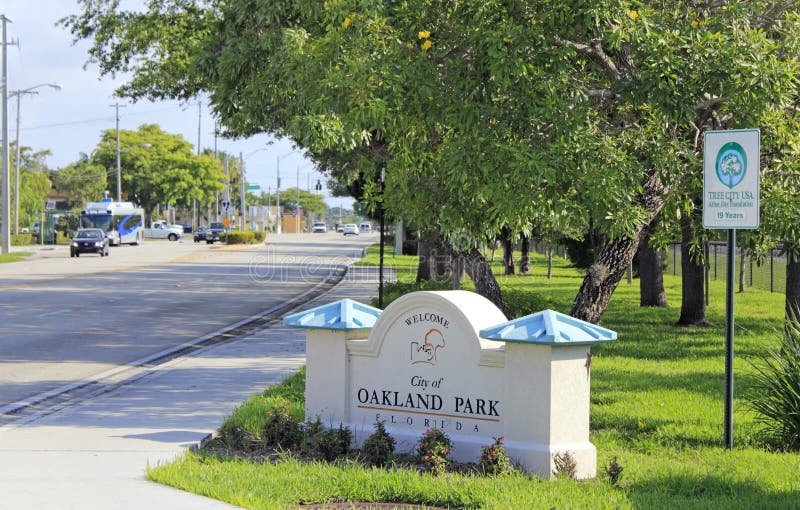 Oakland Park, Florida Sign Editorial Stock Photo Image of