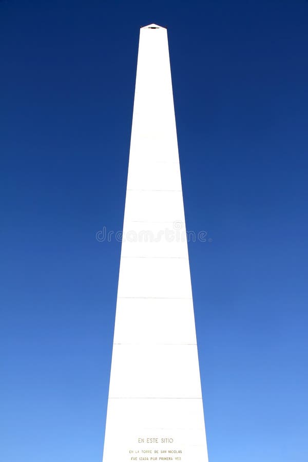 white one obelisco