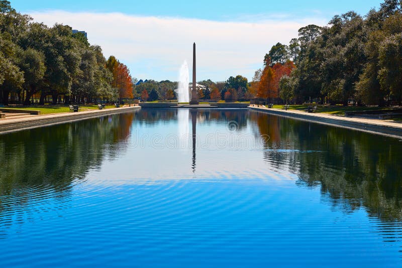 Obelisco del monumento del pionero del parque de Houston Hermann foto de archivo libre de regalías